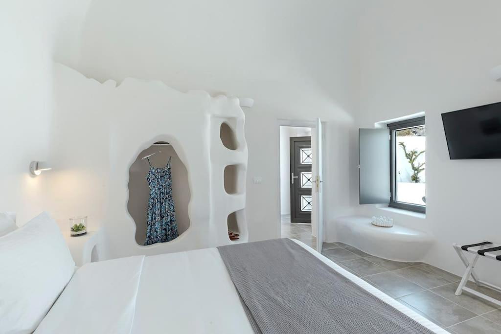 Aleanna Traditional Villa Fira Exterior photo