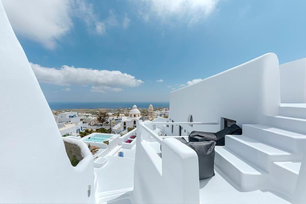 Aleanna Traditional Villa Fira Exterior photo