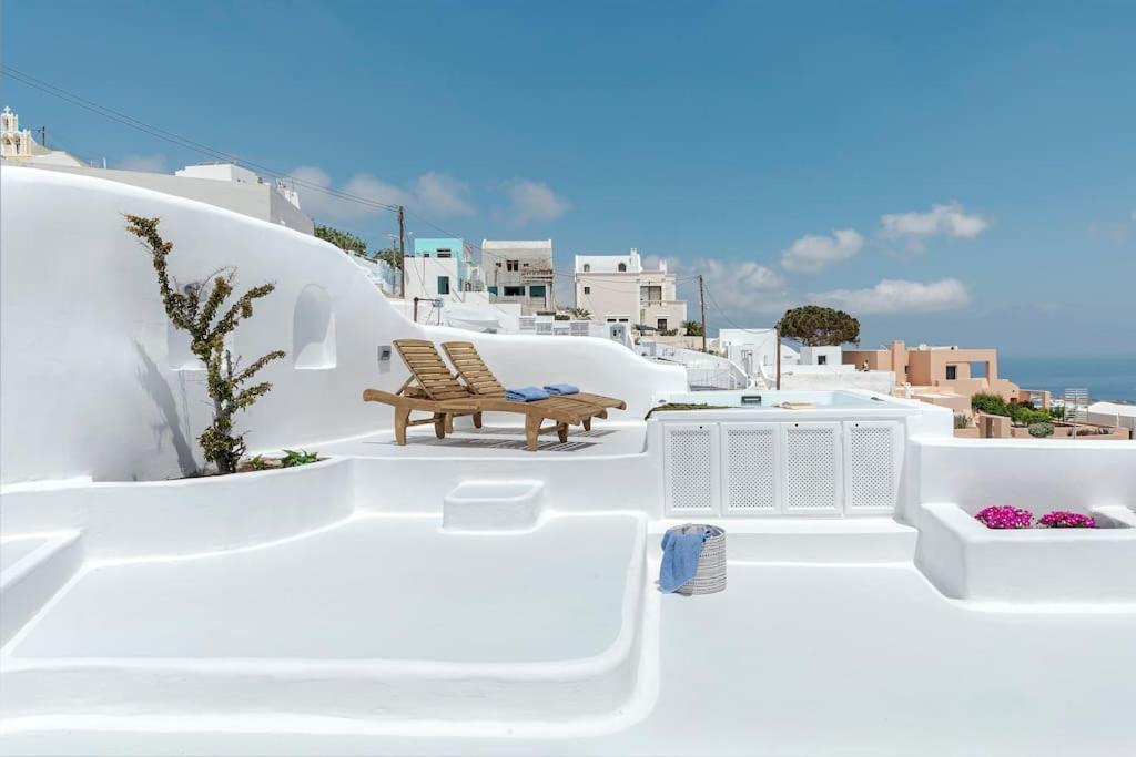 Aleanna Traditional Villa Fira Exterior photo